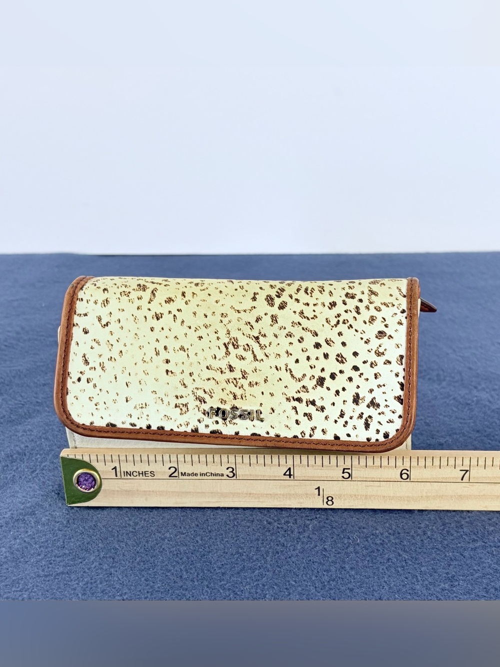 Fossil Memoir Line white and brown cheetah print cowhide leather wallet - Picture 8 of 9